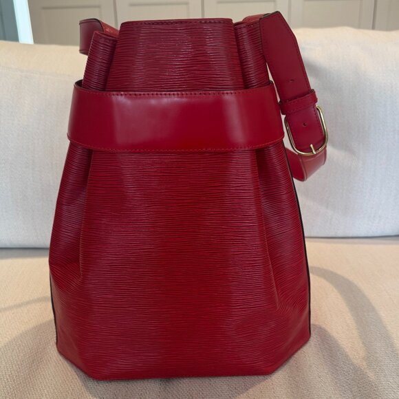 Vintage Louis Vuitton Sac d’Épaule GM in Red Épi Leather - Excellent Condition - Picture 3 of 16